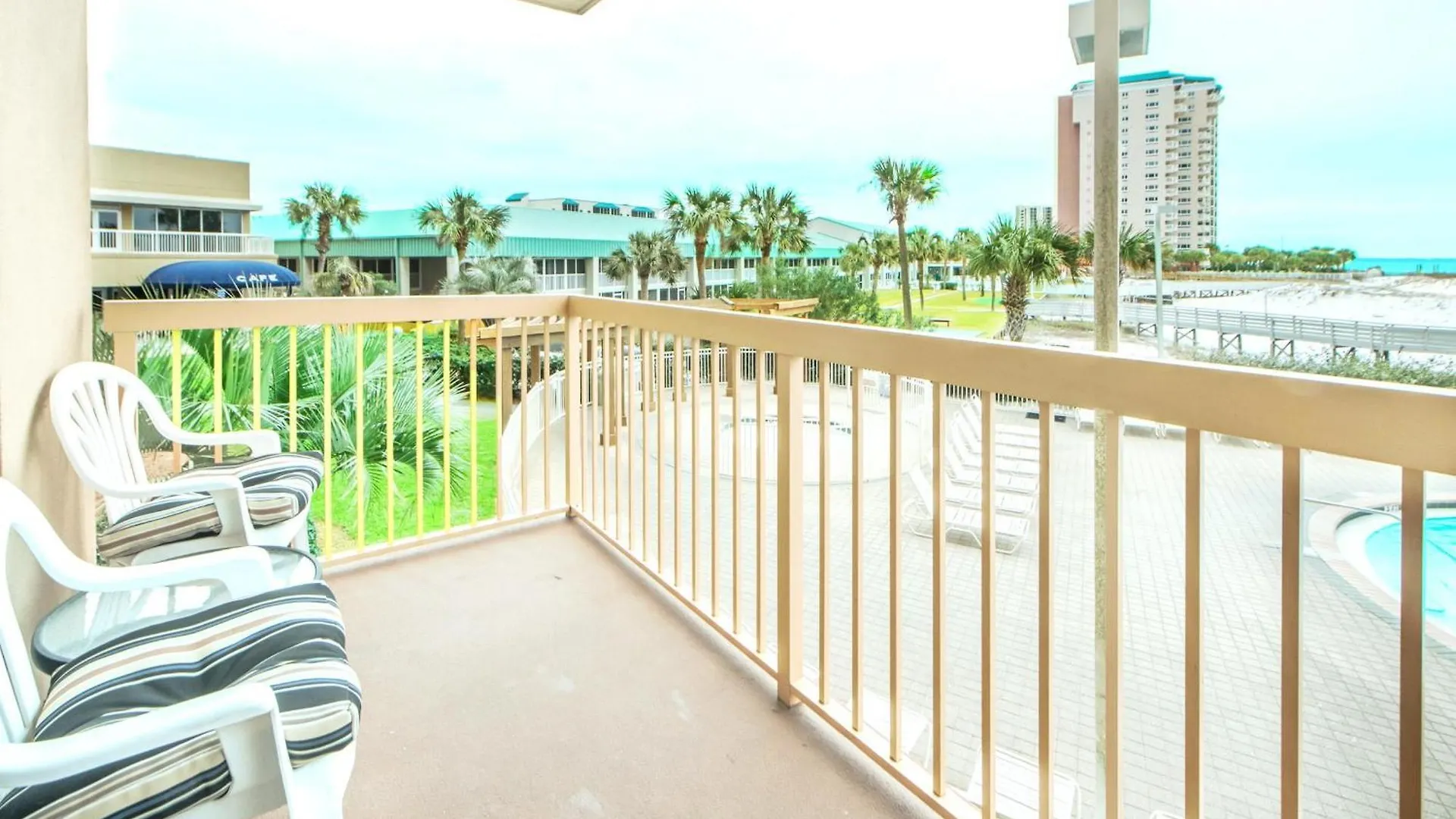 Pelican Beach Resort 213 Destin Apartment